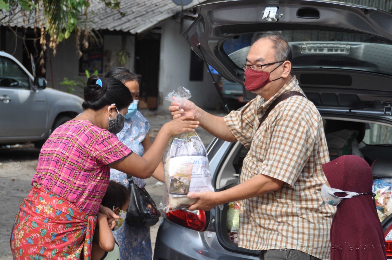 Food Donation Calvary Chapel Patong Phuket (11)