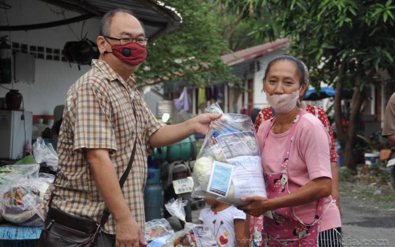Food Donation Calvary Chapel Patong Phuket (2)