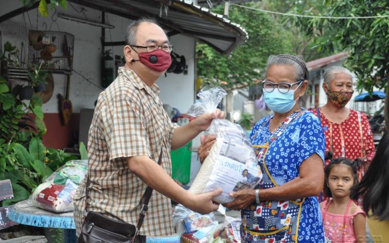 Food Donation Calvary Chapel Patong Phuket (3)