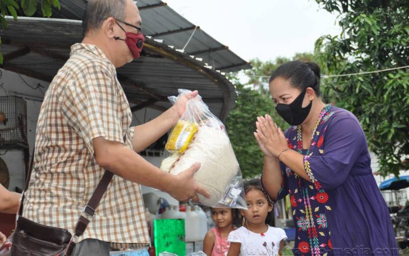 Food Donation Calvary Chapel Patong Phuket (5)